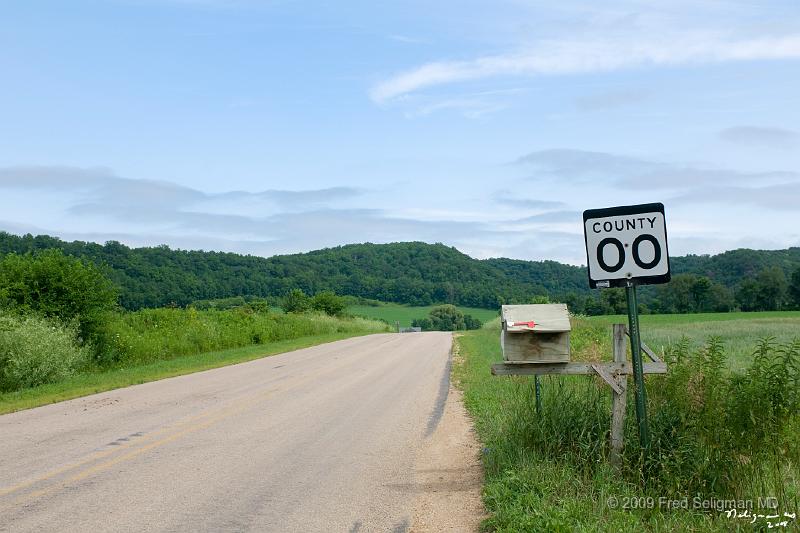 20080718_114734 D300 P 4200x2800.jpg - County road marker, Wisconsin